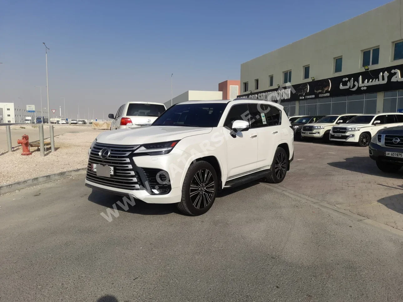 Lexus  LX  600 Luxury  2022  Automatic  73,000 Km  6 Cylinder  Four Wheel Drive (4WD)  SUV  White  With Warranty