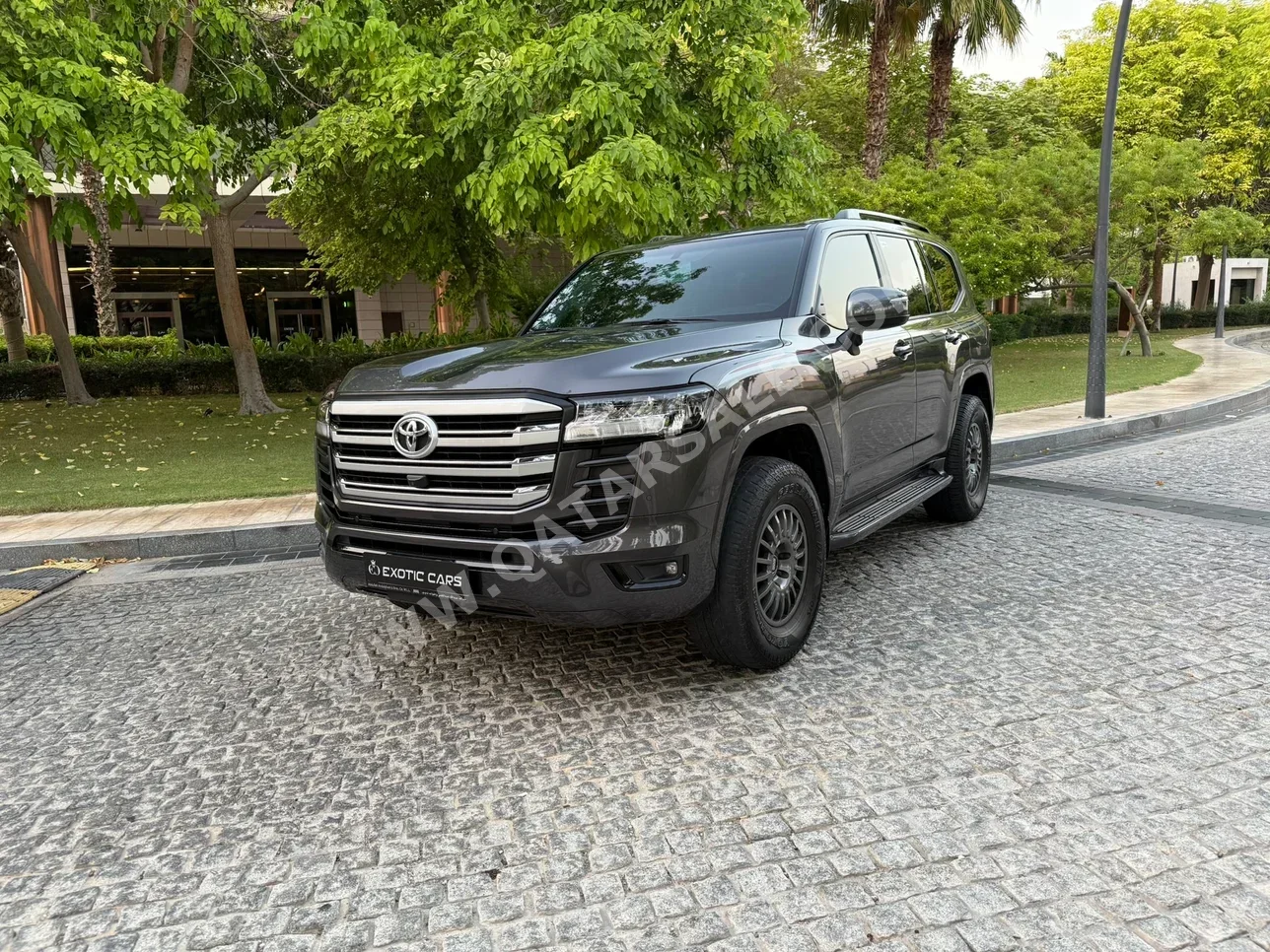 Toyota  Land Cruiser  GXR Twin Turbo  2023  Automatic  58,000 Km  6 Cylinder  Four Wheel Drive (4WD)  SUV  Gray