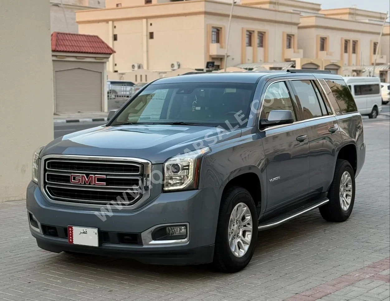 GMC  Yukon  2016  Automatic  110,000 Km  8 Cylinder  Rear Wheel Drive (RWD)  SUV  Gray