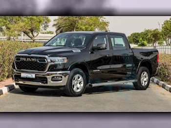 Dodge  Ram  Big Horn  2025  Automatic  0 Km  6 Cylinder  Four Wheel Drive (4WD)  Pick Up  Black  With Warranty