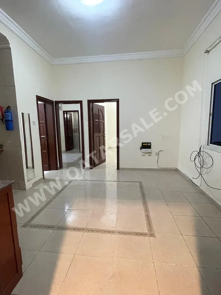 2 Bedrooms  Apartment  in Doha -  Old Airport  Not Furnished