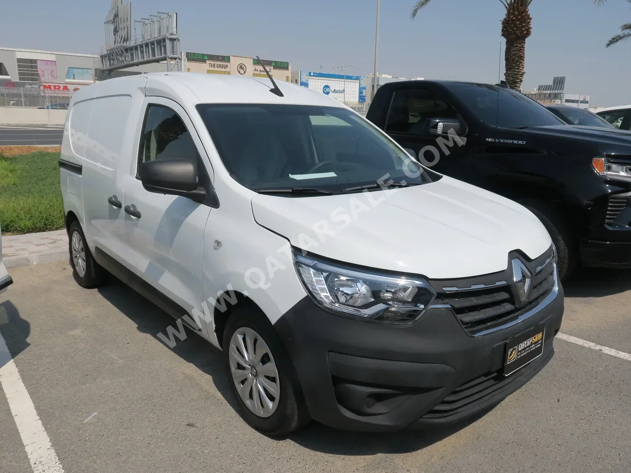 Renault  Express  2023  Manual  60,000 Km  4 Cylinder  Front Wheel Drive (FWD)  Van / Bus  White  With Warranty