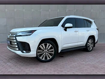 Lexus  LX  600  2022  Tiptronic  70,600 Km  6 Cylinder  Four Wheel Drive (4WD)  SUV  White  With Warranty