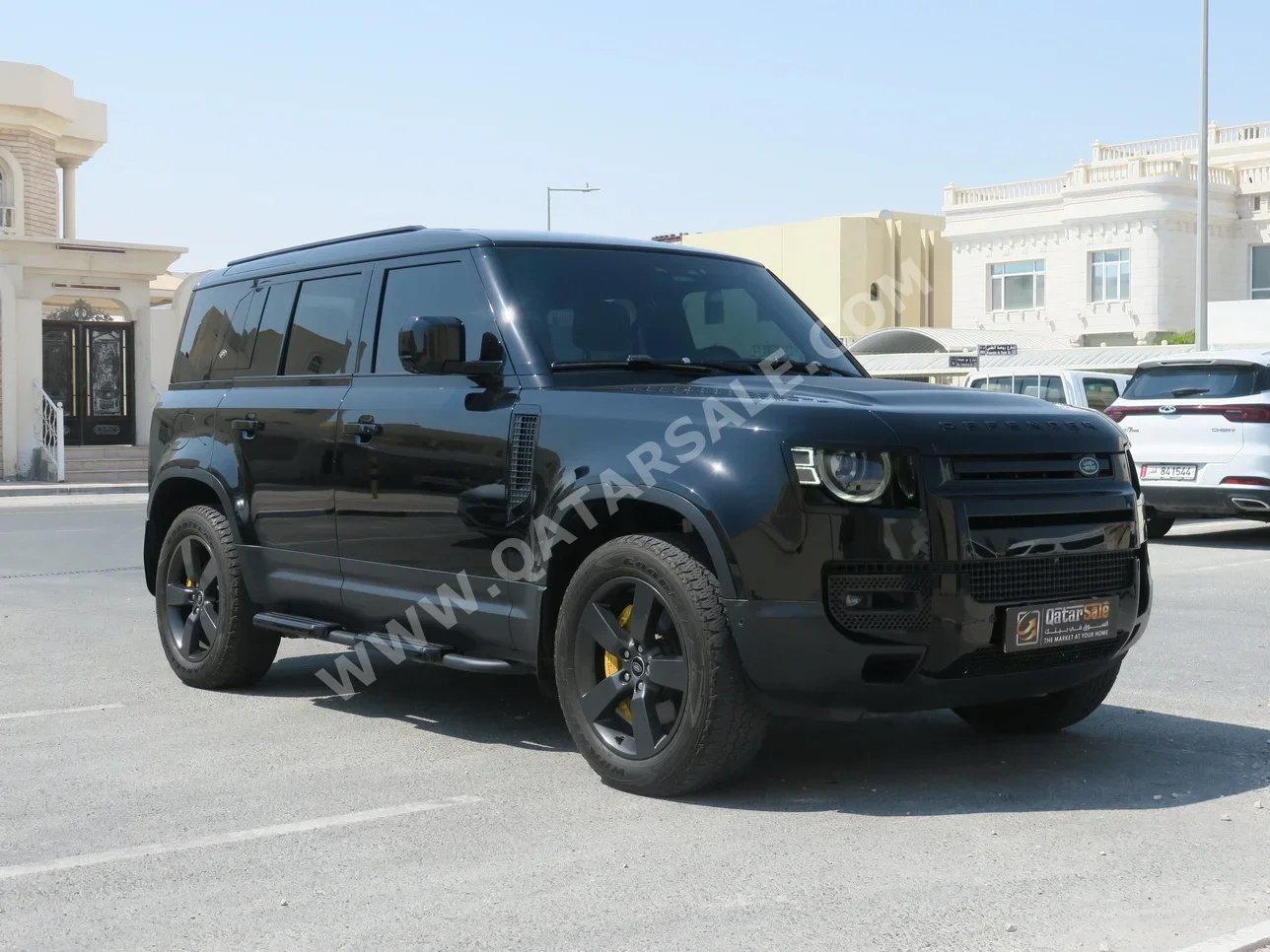  Land Rover  Defender  110 HSE  2022  Automatic  51,000 Km  6 Cylinder  Four Wheel Drive (4WD)  SUV  Black  With Warranty