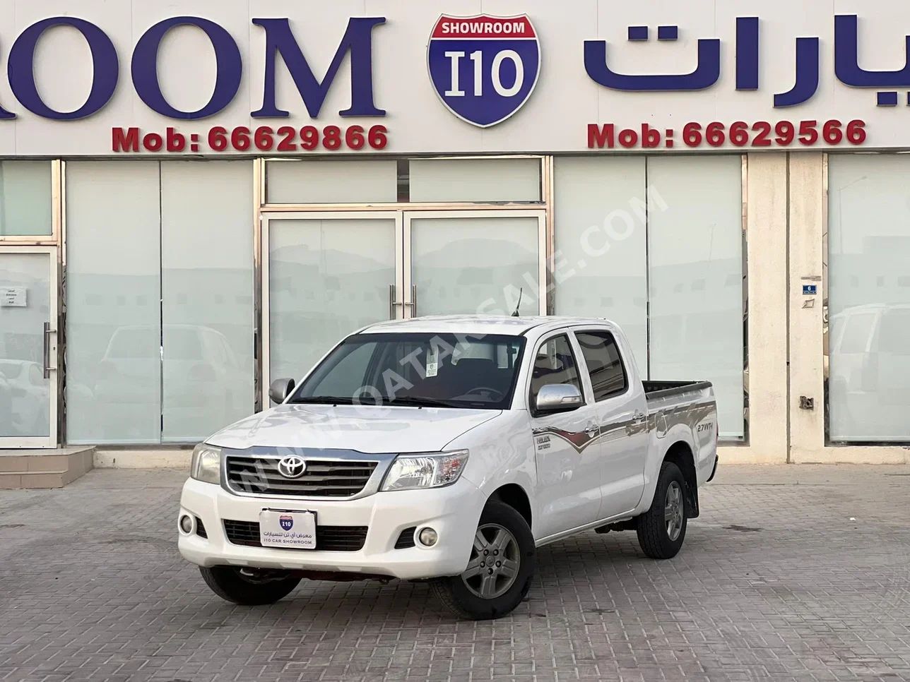 Toyota  Hilux  2015  Manual  230,000 Km  4 Cylinder  Rear Wheel Drive (RWD)  Pick Up  White