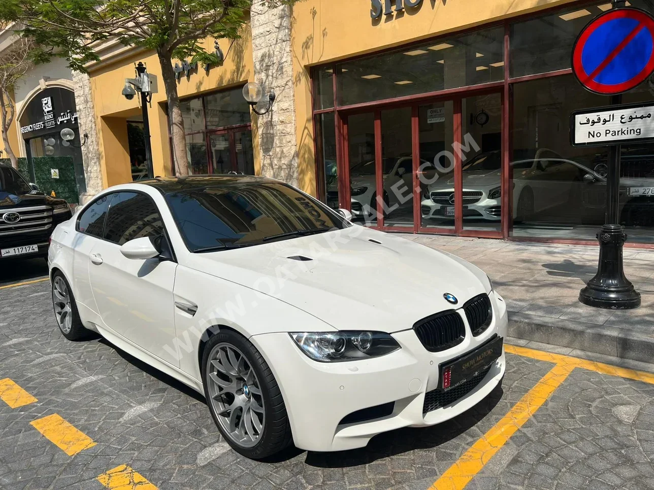 BMW  M-Series  3  2008  Manual  80,000 Km  6 Cylinder  Rear Wheel Drive (RWD)  Sedan  White