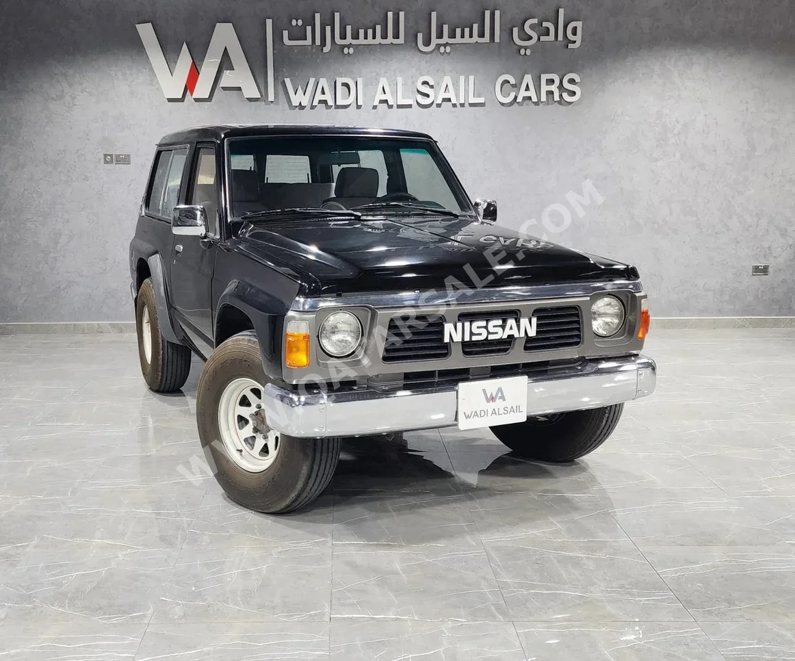 نيسان  باترول  سفاري  1989  عادي  718,000 كم  6 سلندر  دفع رباعي  اس يو في  أسود