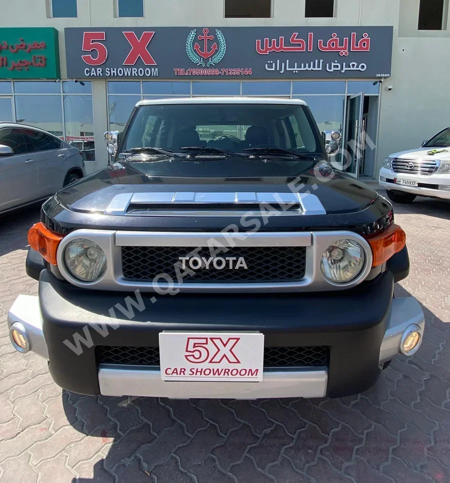 Toyota  FJ Cruiser  2018  Automatic  56,000 Km  6 Cylinder  Four Wheel Drive (4WD)  SUV  Black