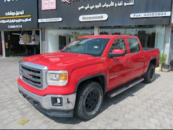 GMC  Sierra  1500  2016  Automatic  180,000 Km  8 Cylinder  Four Wheel Drive (4WD)  Pick Up  Red