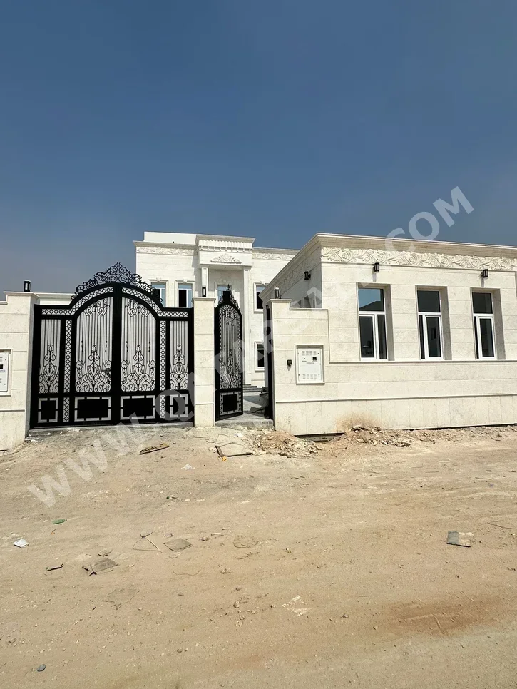 Family Residential  - Not Furnished  - Al Daayen  - Umm Qarn  - 7 Bedrooms