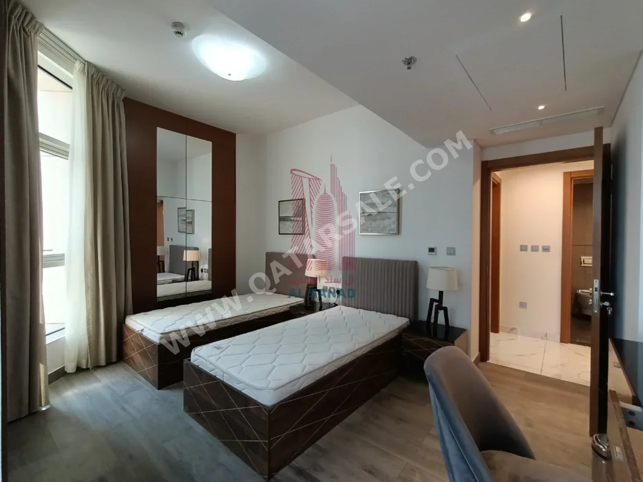 3 Bedrooms  Apartment  in Doha -  West Bay  Fully Furnished