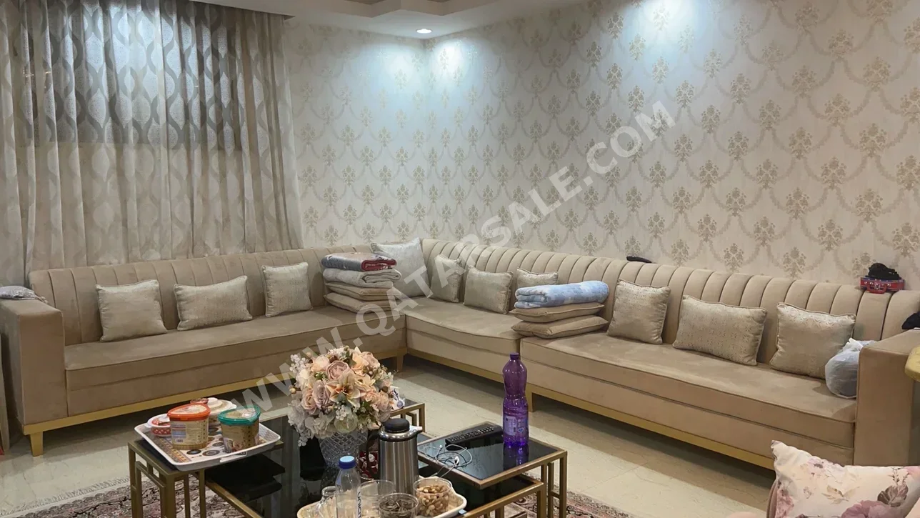 L shape Beige Velvet For Sale in Qatar