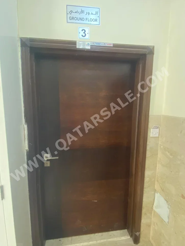 3 Bedrooms  Apartment  in Doha -  Fereej Bin Omran  Not Furnished