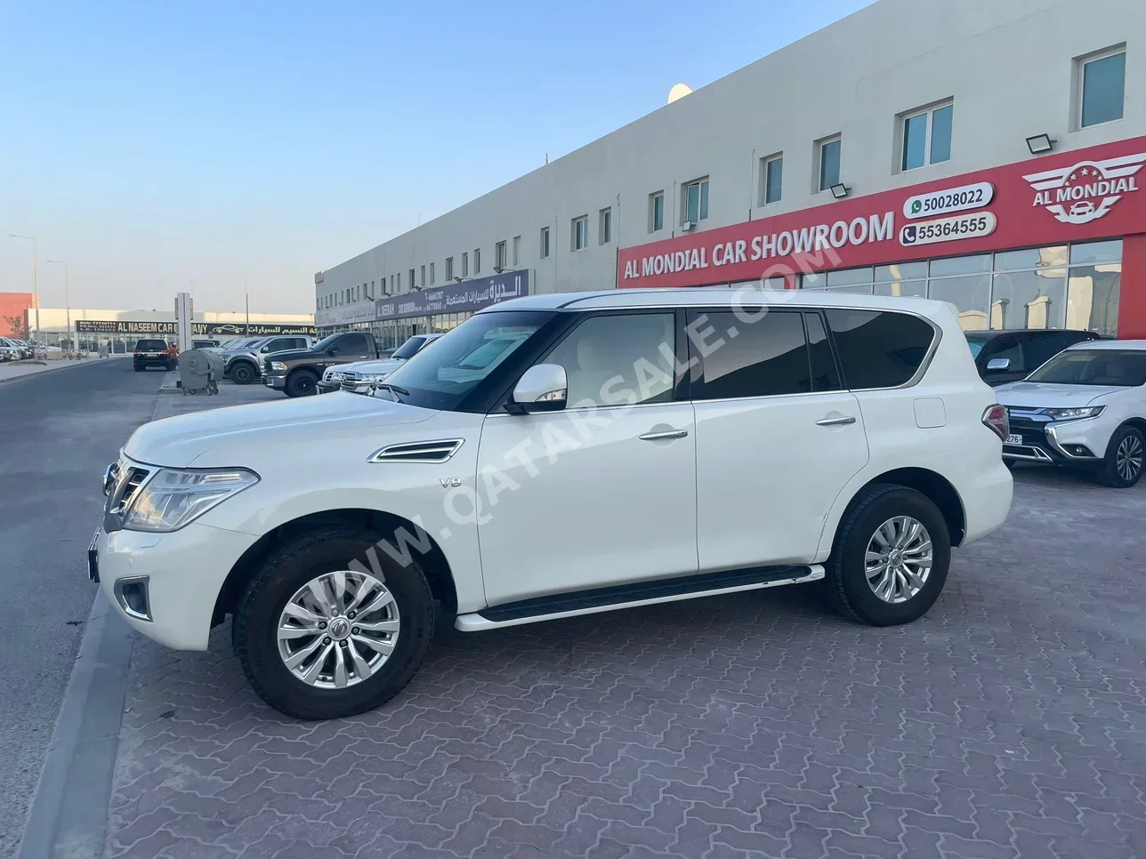 Nissan  Patrol  SE  2016  Automatic  212,000 Km  8 Cylinder  Four Wheel Drive (4WD)  SUV  White