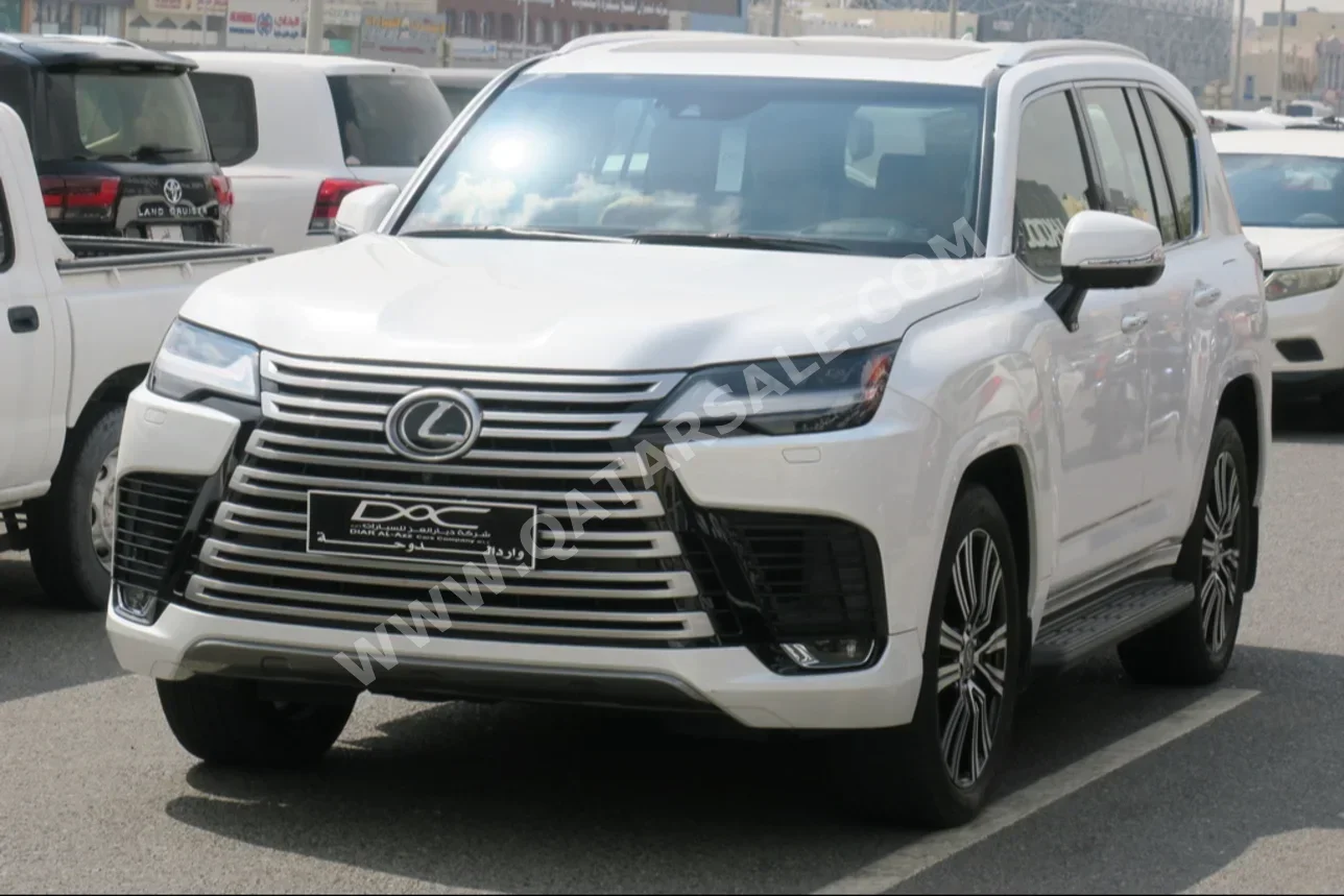 Lexus  LX  600 Luxury  2022  Automatic  54,000 Km  6 Cylinder  Four Wheel Drive (4WD)  SUV  White  With Warranty