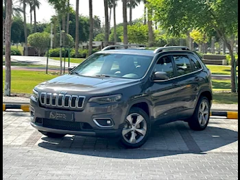 Jeep  Cherokee  Limited  2019  Automatic  82,000 Km  6 Cylinder  Four Wheel Drive (4WD)  SUV  Dark Gray