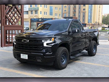 Chevrolet  Silverado  RST  2023  Automatic  25,800 Km  8 Cylinder  Four Wheel Drive (4WD)  Pick Up  Black  With Warranty