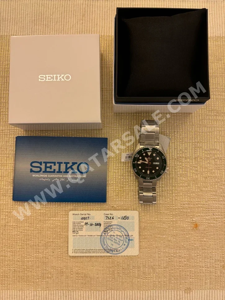 Watches - Seiko  - Analogue Watches  - Green  - Men Watches