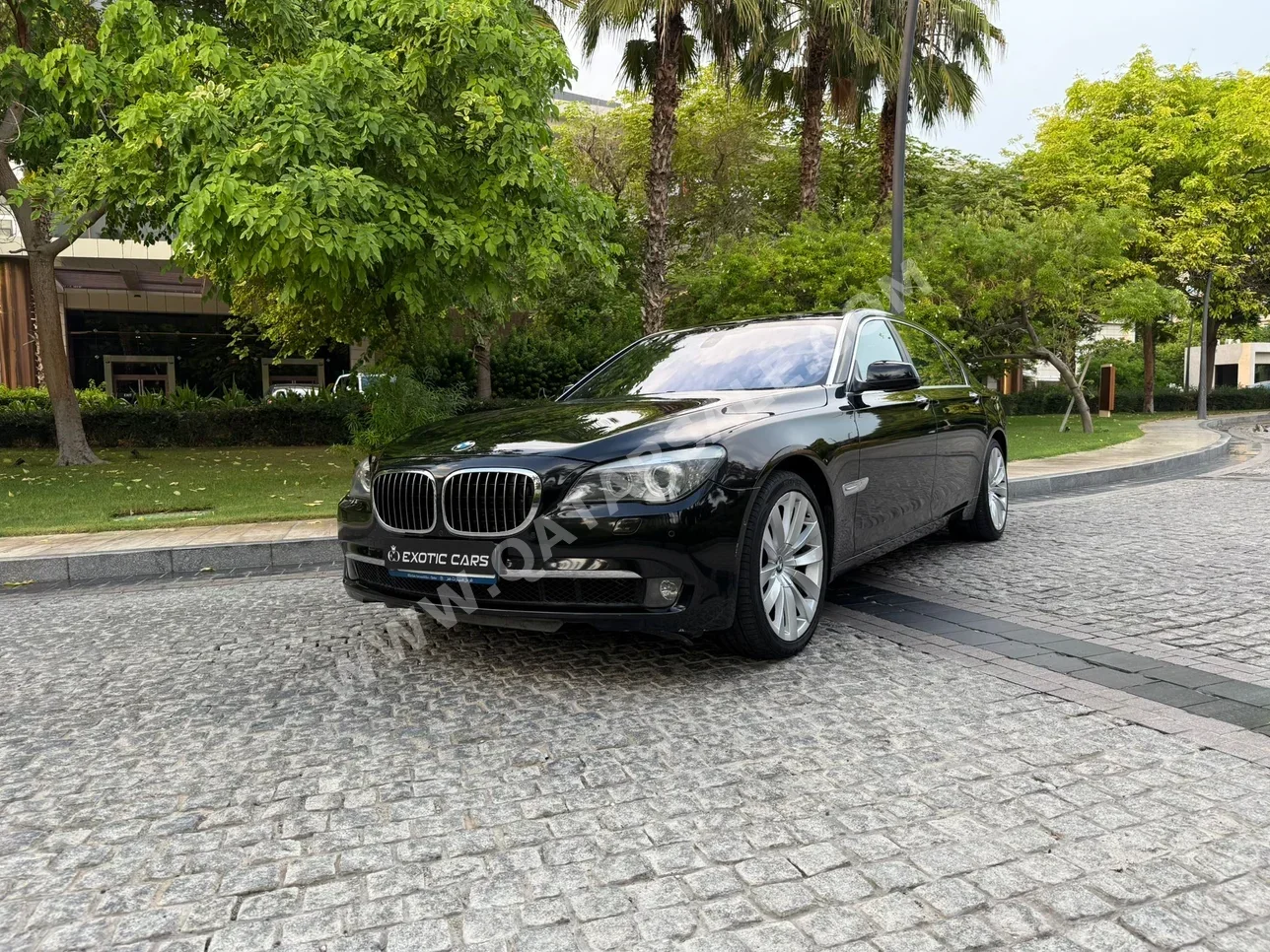 BMW  7-Series  750 Li  2012  Automatic  50,000 Km  8 Cylinder  Rear Wheel Drive (RWD)  Sedan  Black