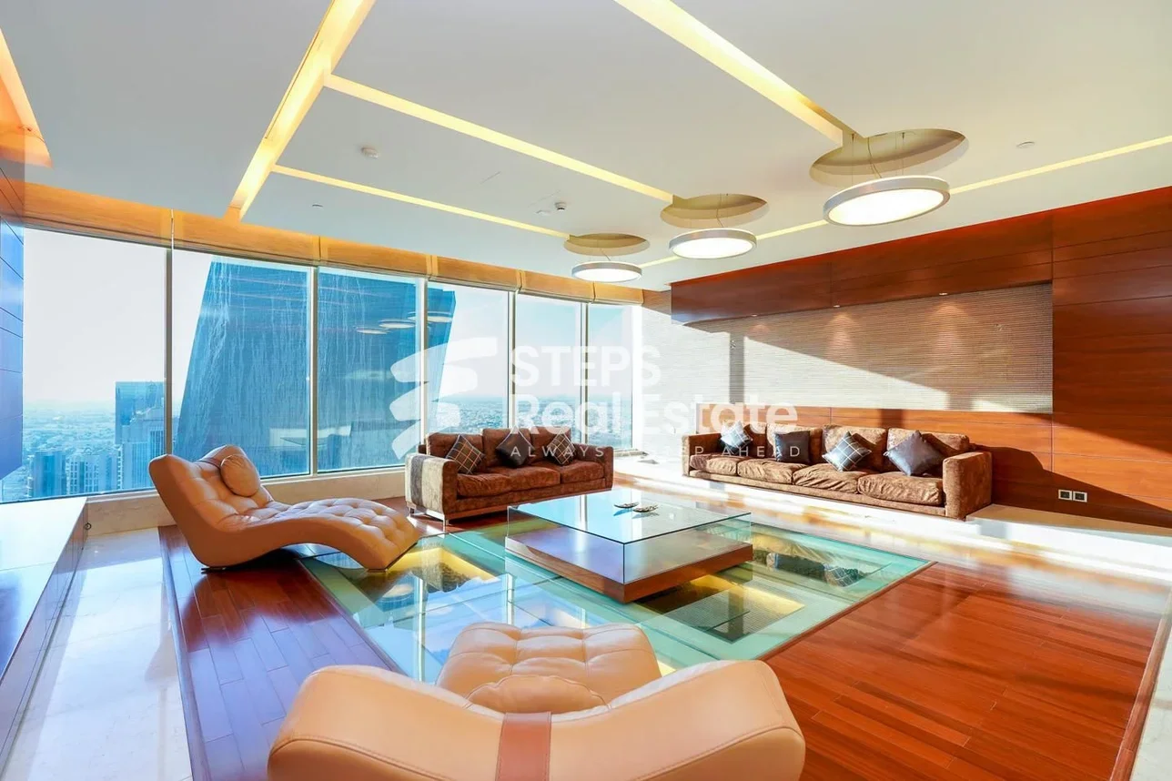 6 Bedrooms  Penthouse  in Doha -  West Bay  Fully Furnished