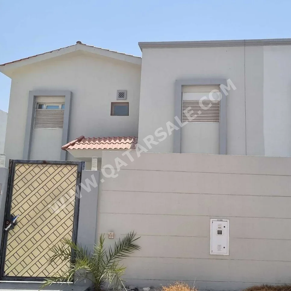 Family Residential  - Not Furnished  - Al Rayyan  - Al Gharrafa  - 5 Bedrooms