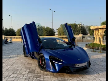 Mclaren  Artura  2023  Automatic  11,500 Km  6 Cylinder  Rear Wheel Drive (RWD)  Coupe / Sport  Blue  With Warranty