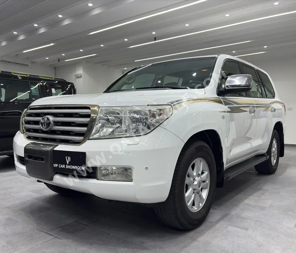 Toyota  Land Cruiser  VXR  2008  Automatic  473٬000 Km  8 Cylinder  Four Wheel Drive (4WD)  SUV  White