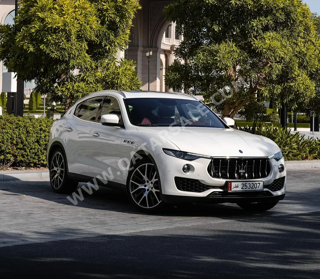 Maserati  Levante  S  2017  Automatic  60,000 Km  6 Cylinder  All Wheel Drive (AWD)  SUV  White