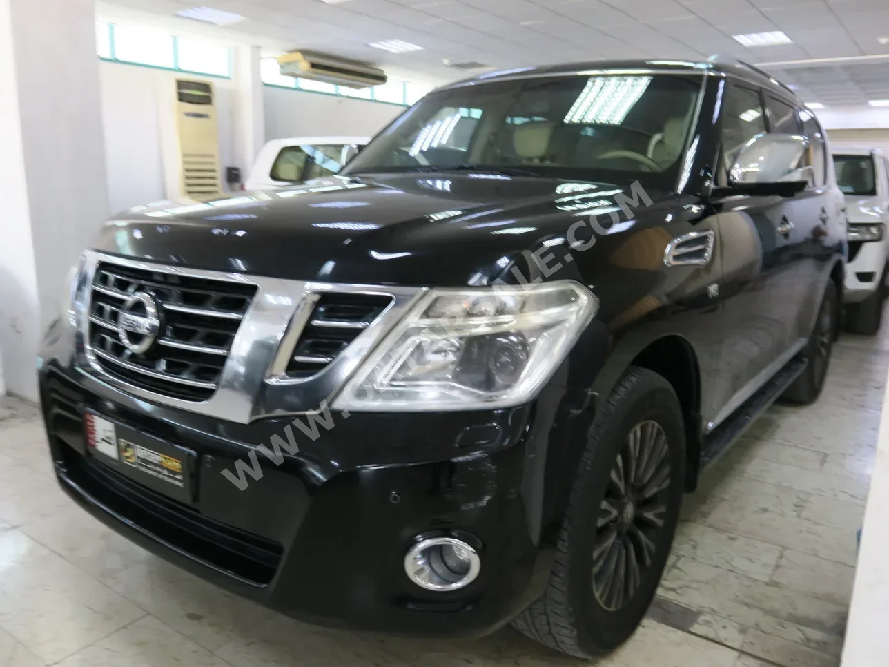 Nissan  Patrol  Platinum  2016  Automatic  154,000 Km  8 Cylinder  Four Wheel Drive (4WD)  SUV  Black