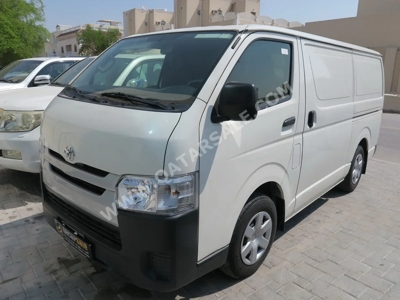 Toyota  Hiace  2021  Manual  75,000 Km  4 Cylinder  Front Wheel Drive (FWD)  Van / Bus  White  With Warranty