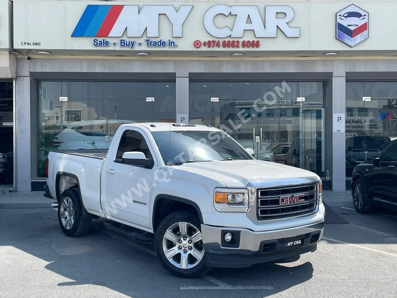 GMC  Sierra  1500  2015  Automatic  49٬000 Km  8 Cylinder  Four Wheel Drive (4WD)  Pick Up  White