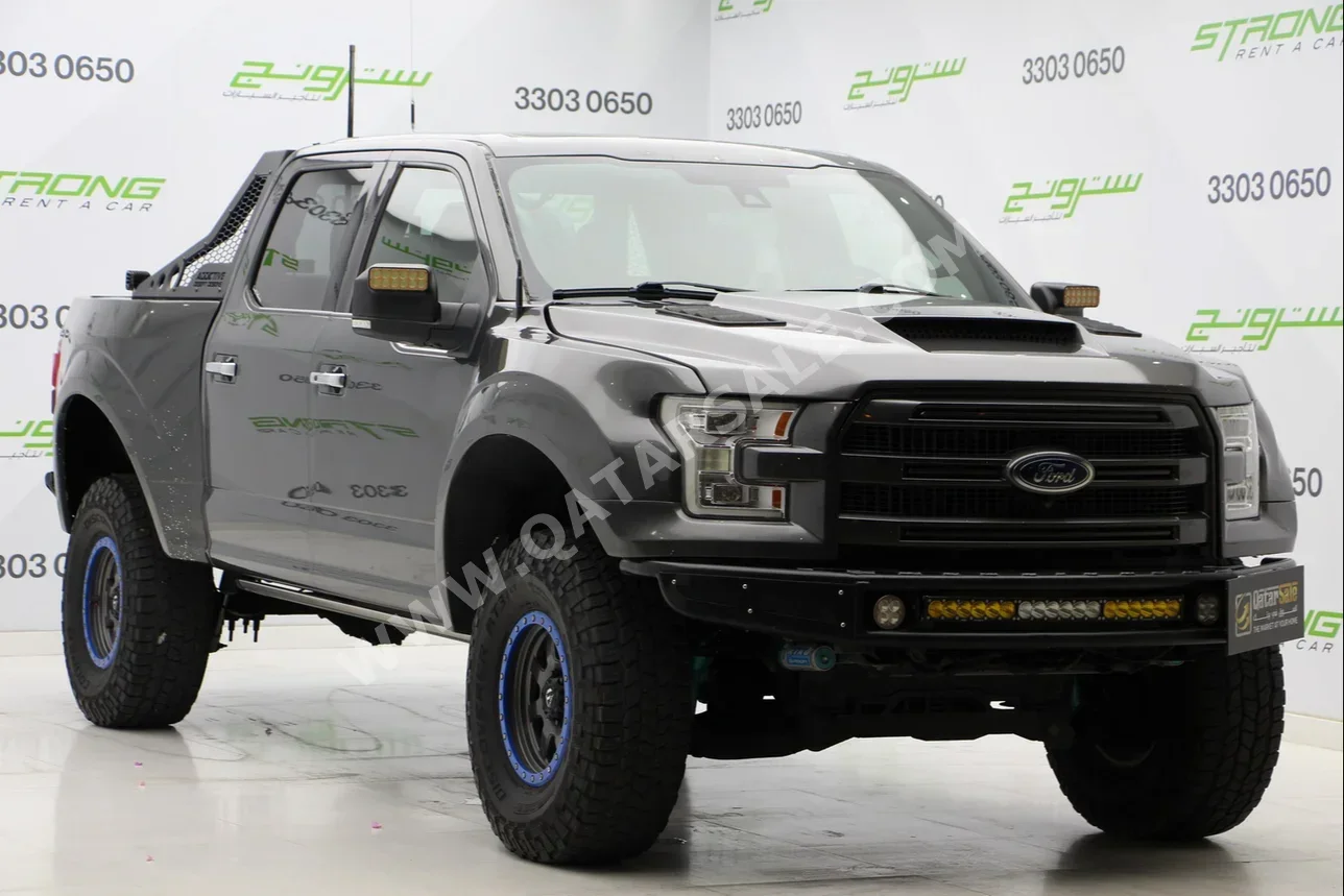 Ford  F  150 Platinum  2016  Automatic  184,000 Km  6 Cylinder  Four Wheel Drive (4WD)  Pick Up  Gray