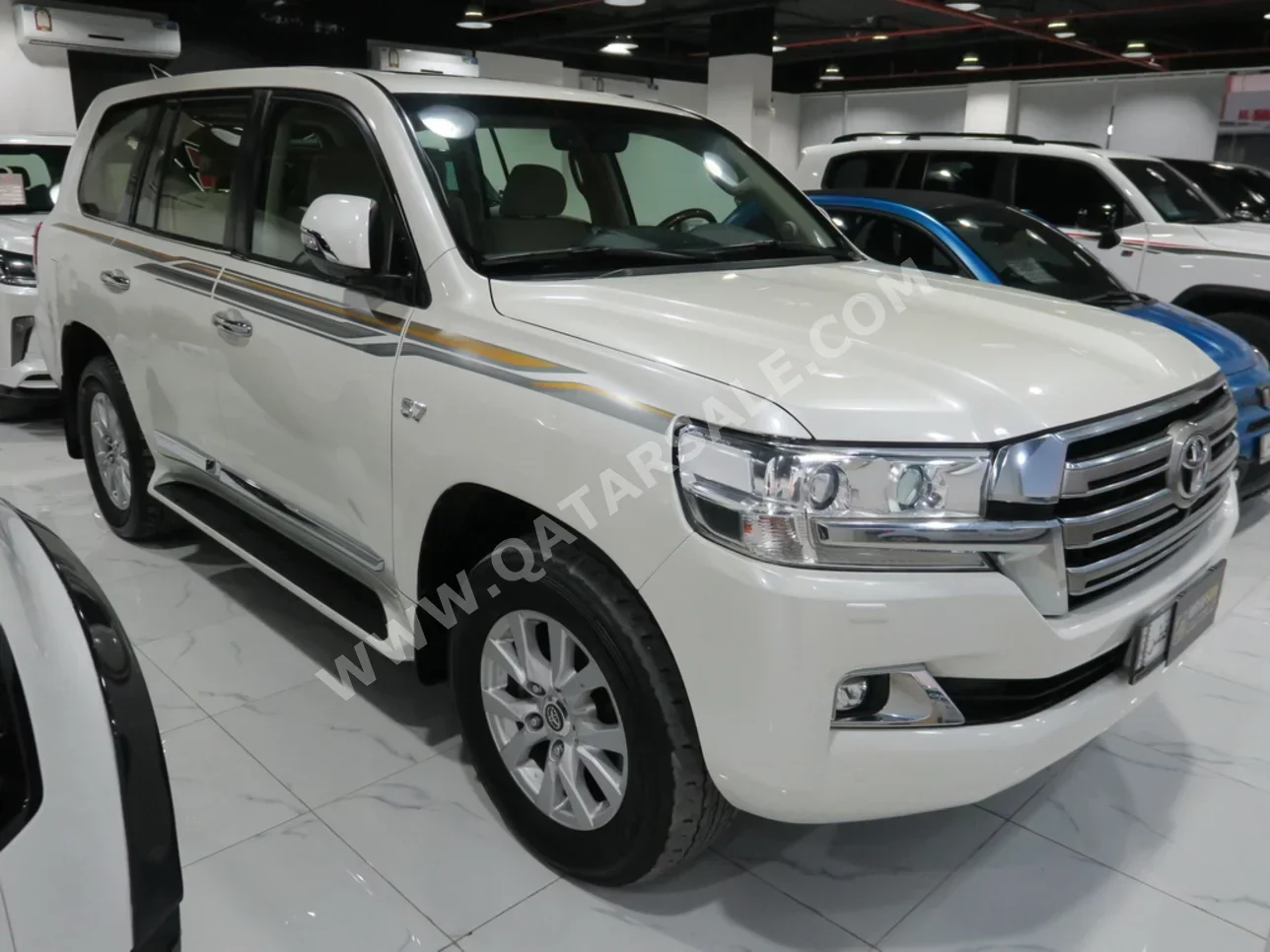 Toyota  Land Cruiser  VXR  2018  Automatic  157,000 Km  8 Cylinder  Four Wheel Drive (4WD)  SUV  White