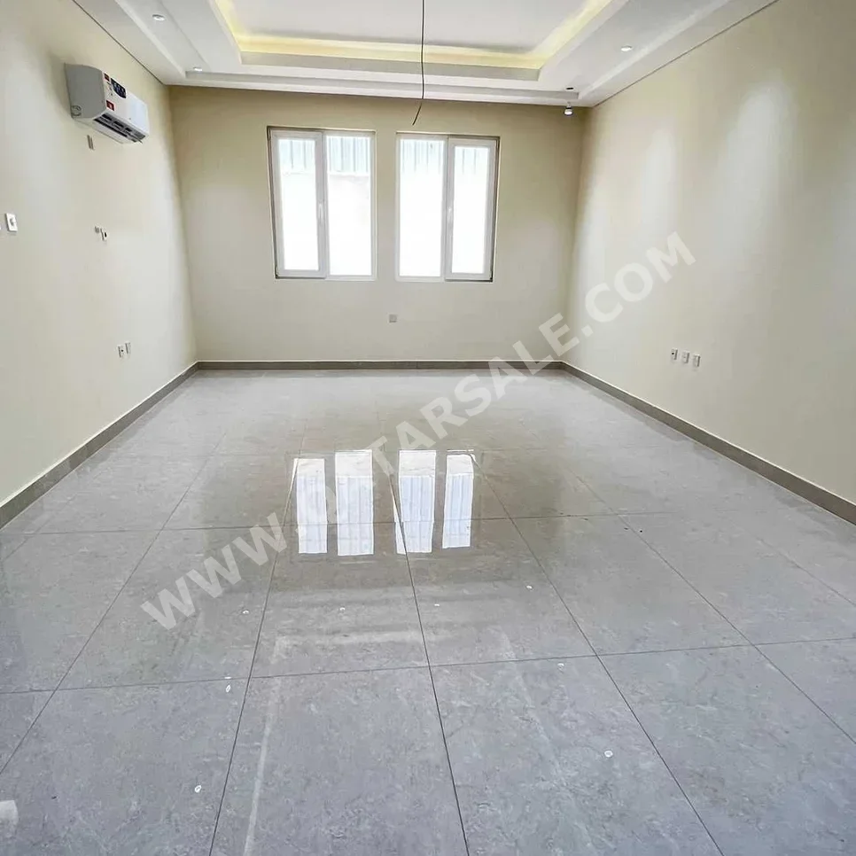 2 Bedrooms  Studio  For Rent  in Al Rayyan -  Old Al Rayyan  Not Furnished