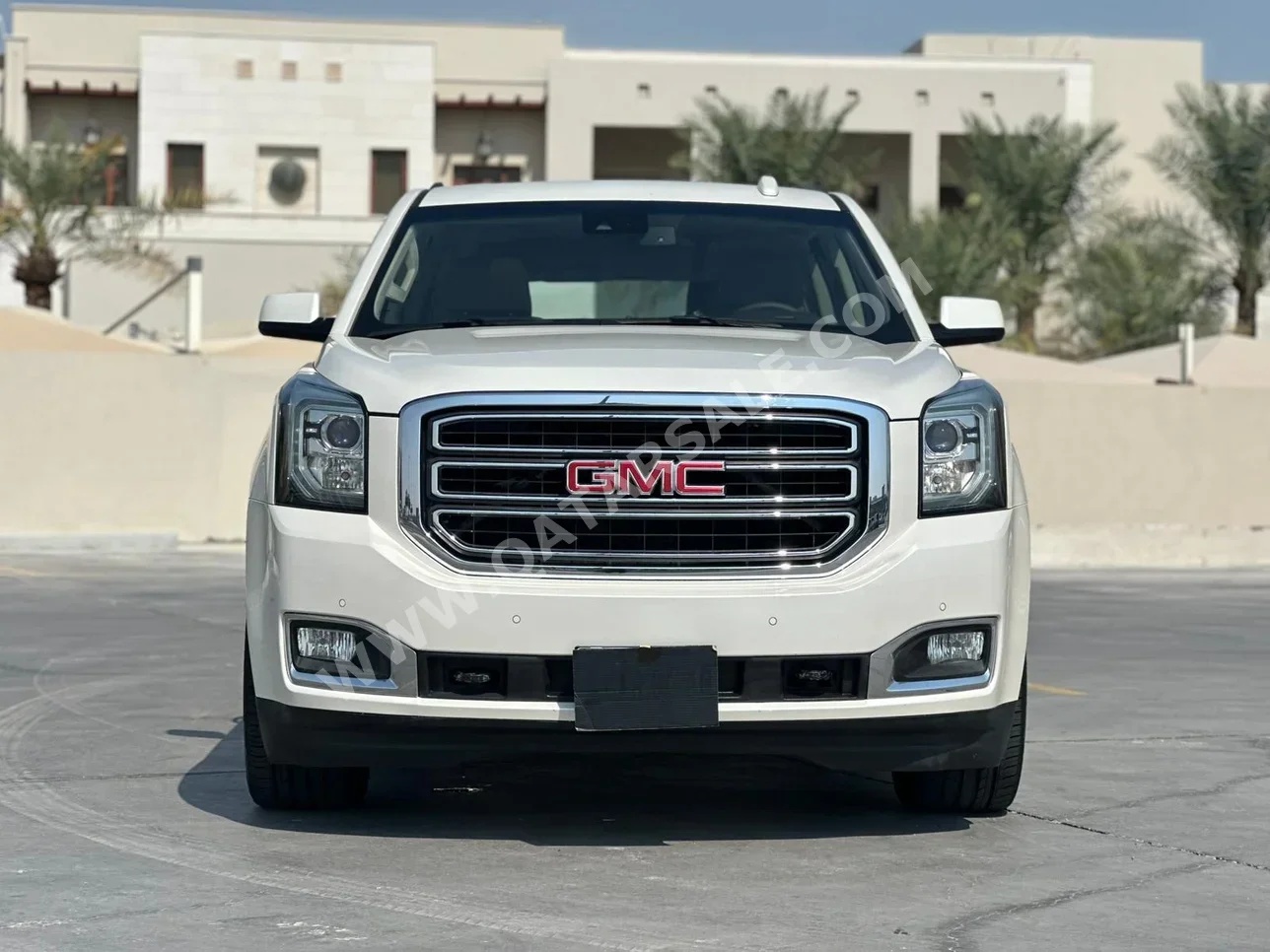 GMC  Yukon  Denali XL  2015  Automatic  99,000 Km  8 Cylinder  Four Wheel Drive (4WD)  SUV  White