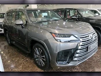 Lexus  LX  600 Luxury  2024  Automatic  0 Km  6 Cylinder  Four Wheel Drive (4WD)  SUV  Gray  With Warranty