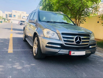 مرسيدس - بنز  جي ال  500  2012  اوتوماتيك  130,000 كم  8 سلندر  دفع كلي مستمر  اس يو في  رمادي