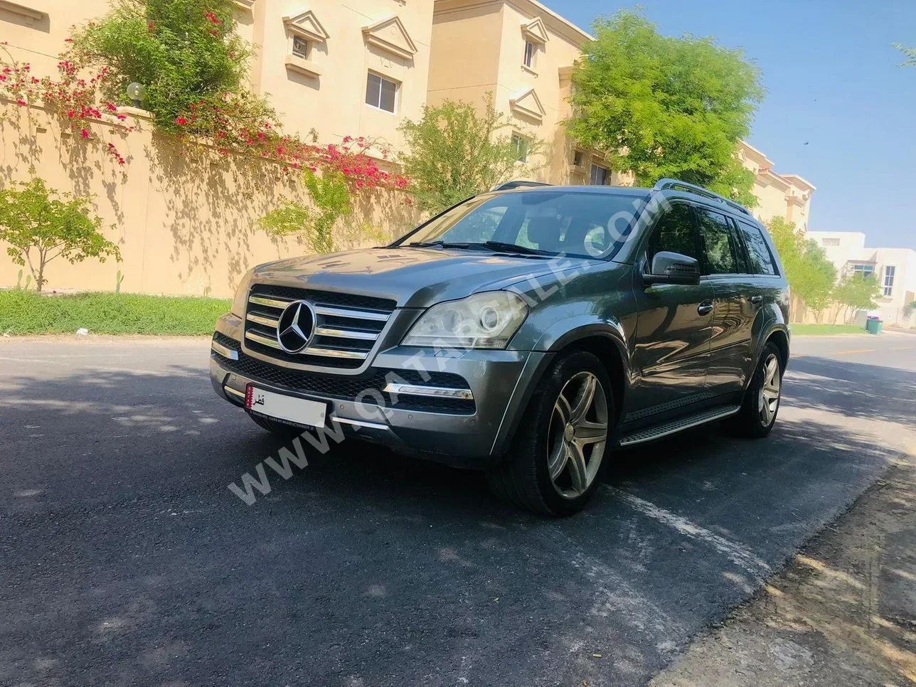 Mercedes-Benz  GL  500  2012  Automatic  130,000 Km  8 Cylinder  All Wheel Drive (AWD)  SUV  Green