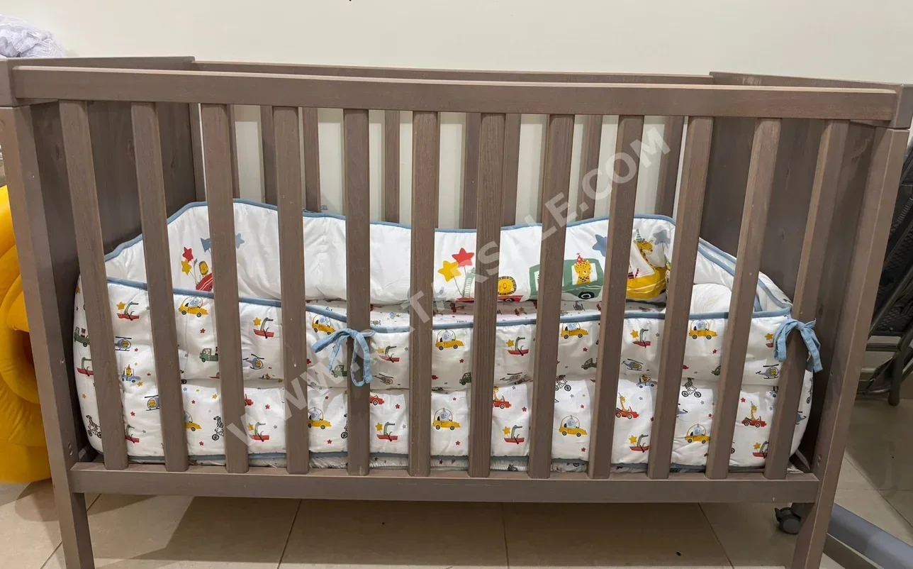 Kids Beds - Baby Crib  - Beige