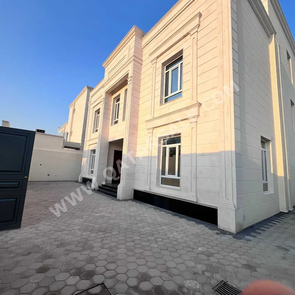 Family Residential  - Not Furnished  - Al Rayyan  - Muraikh  - 7 Bedrooms