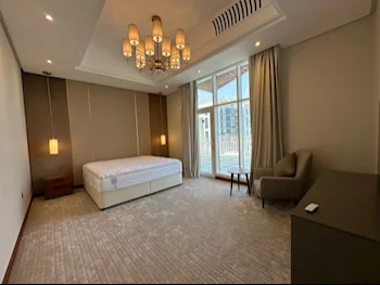 5 Bedrooms  Penthouse  For Rent  in Lusail -  Waterfront Residential  Fully Furnished