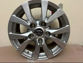 Wheel Rims Toyota  Alloy /  18''  Silver  2020  LC  4  5