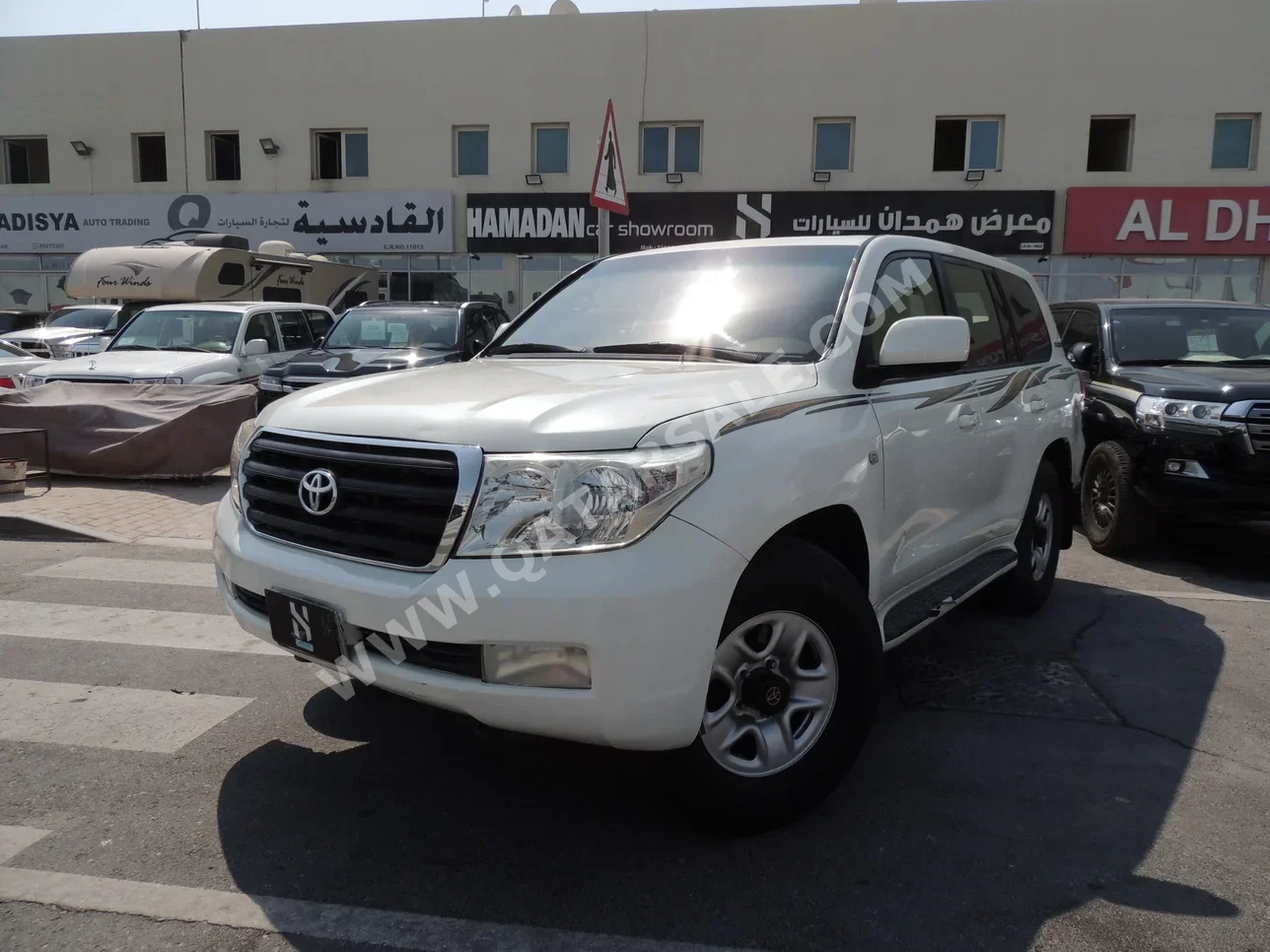 Toyota  Land Cruiser  GX  2011  Automatic  334,000 Km  6 Cylinder  Four Wheel Drive (4WD)  SUV  White