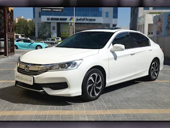 Honda  Accord  2017  Automatic  85,400 Km  4 Cylinder  Front Wheel Drive (FWD)  Sedan  White