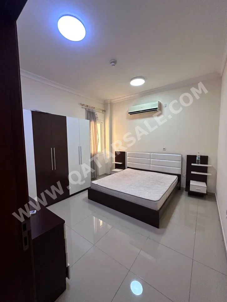 1 Bedrooms  Apartment  For Rent  in Doha -  New Doha  Semi Furnished