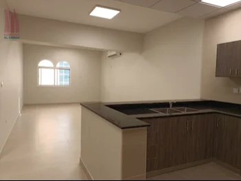 2 Bedrooms  Apartment  For Rent  in Doha -  Fereej Old Al Hitmi  Not Furnished