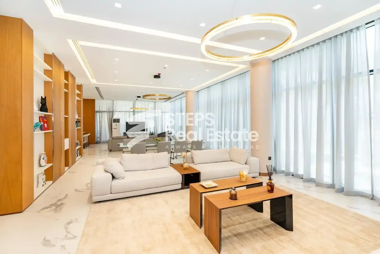 Family Residential  - Fully Furnished  - Doha  - The Pearl  - 7 Bedrooms