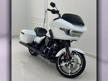 Harley Davidson  Road Glide Limited -  2024 - Color White -  Warranty