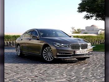 BMW  7-Series  730 Li  2017  Automatic  110,000 Km  6 Cylinder  Rear Wheel Drive (RWD)  Sedan  Gold