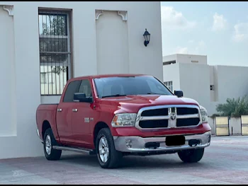 Dodge  Ram  1500  2017  Automatic  143,000 Km  8 Cylinder  Four Wheel Drive (4WD)  Pick Up  Red